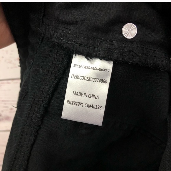 Forever 21 black denim high waist cutoff shorts - Picture 4 of 4